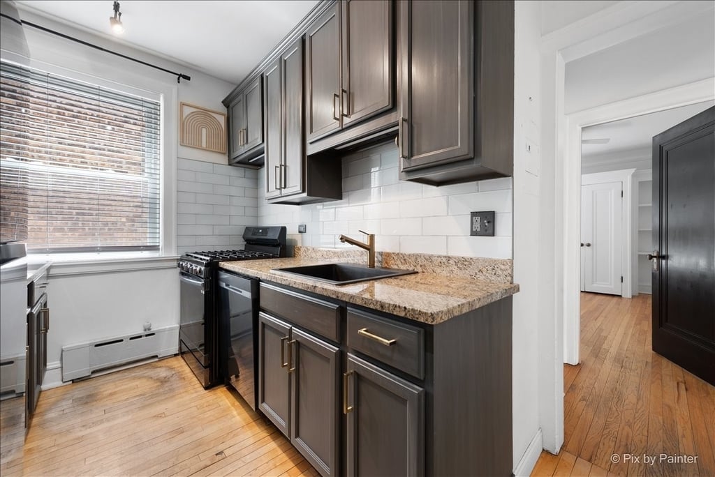 726 Hinman Avenue - Photo 9
