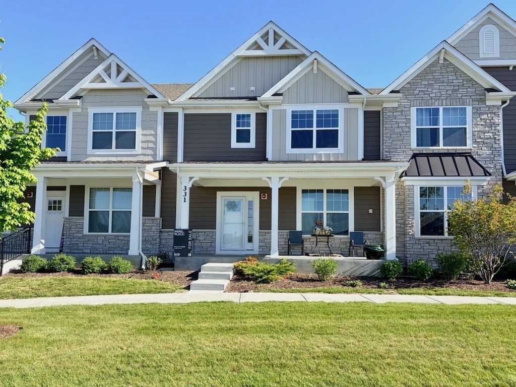 331 Didier Court - Photo 0
