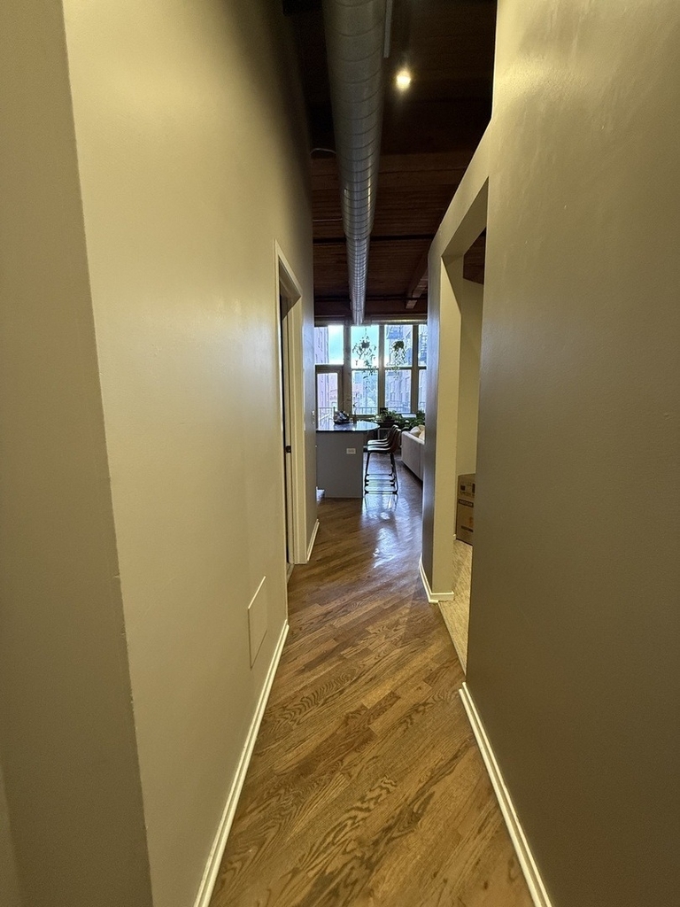 1500 W Monroe Street - Photo 1