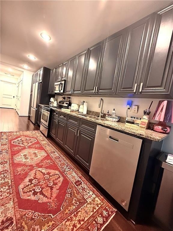 890 Memorial Drive Se - Photo 4