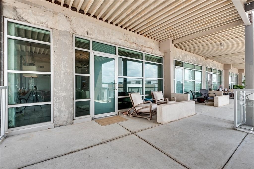 890 Memorial Drive Se - Photo 15