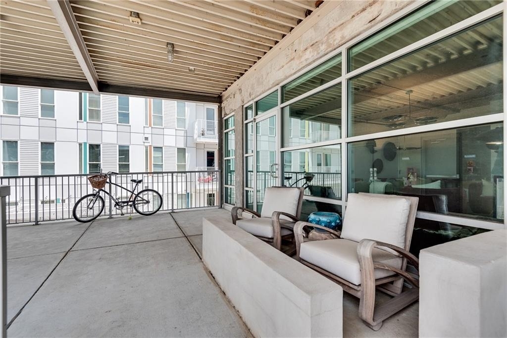 890 Memorial Drive Se - Photo 16