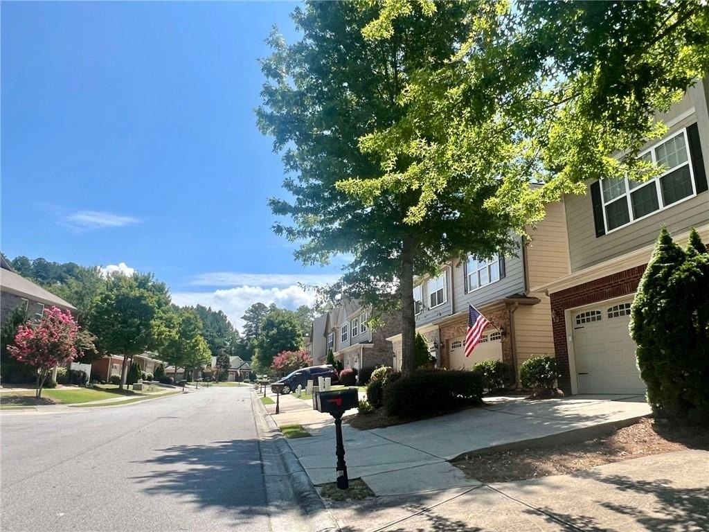 3232 Brockenhurst Drive - Photo 6