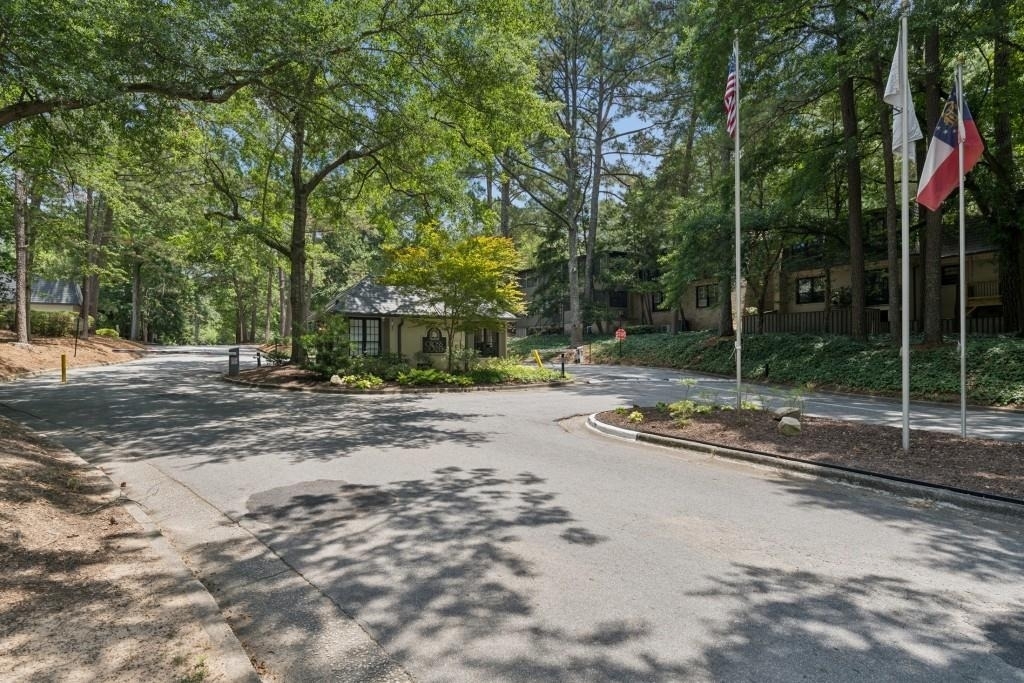 140 Amherst Place Nw - Photo 20