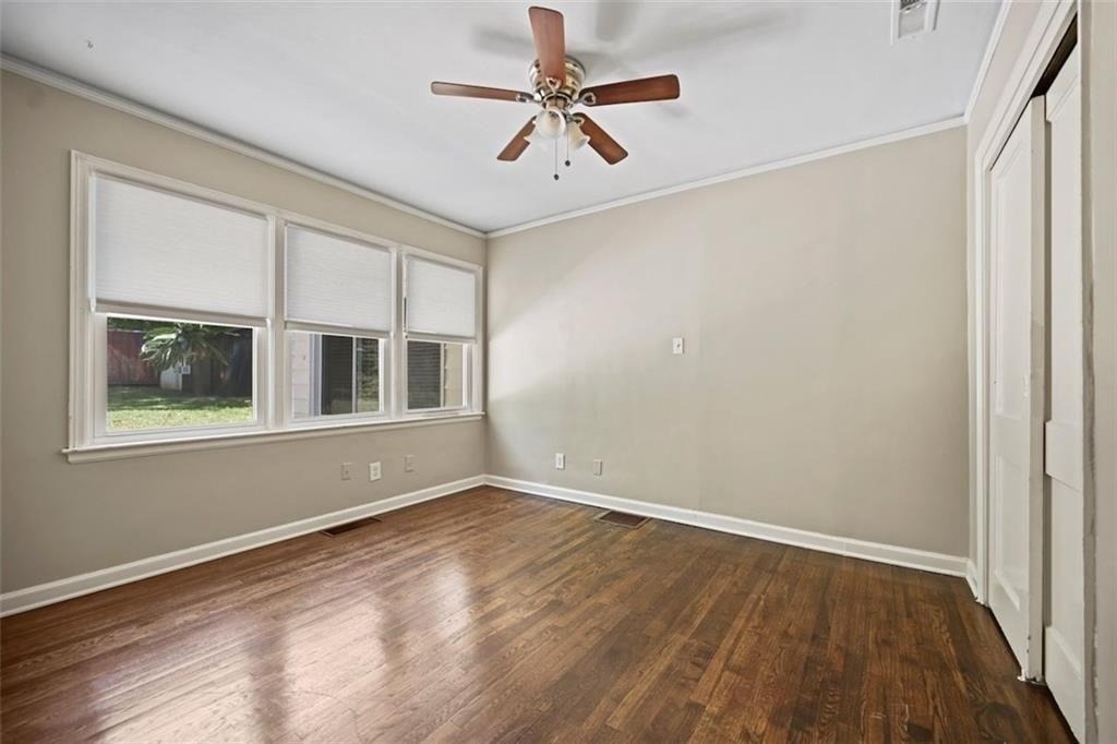 2654 Elsinore Street - Photo 14