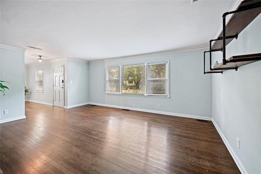 2654 Elsinore Street - Photo 3