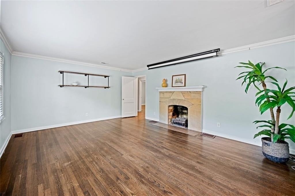 2654 Elsinore Street - Photo 8