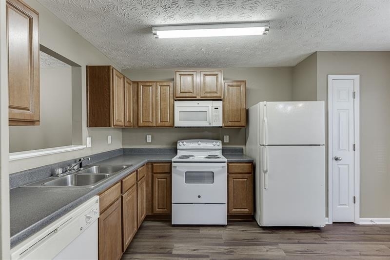 2883 Creek Bottom Court - Photo 4