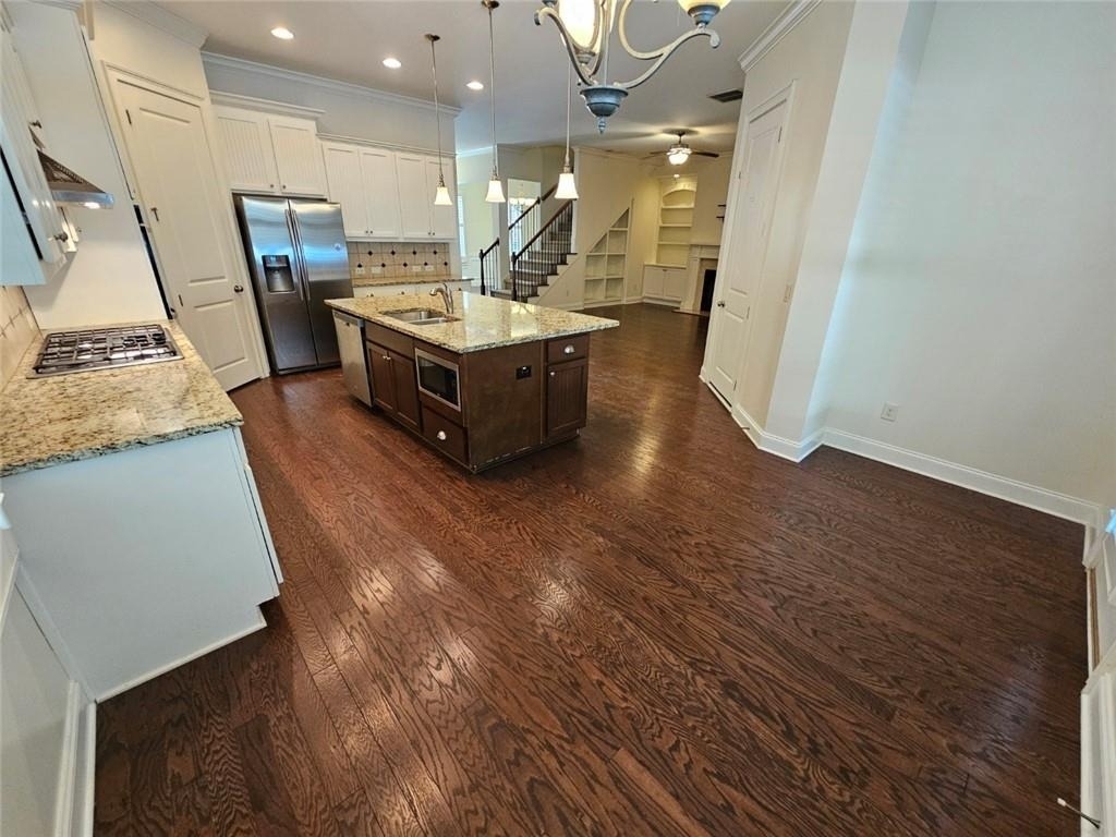 2104 Mcfarlin Lane - Photo 3
