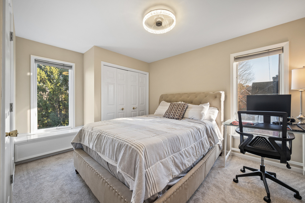 142 N Dixon Drive - Photo 17
