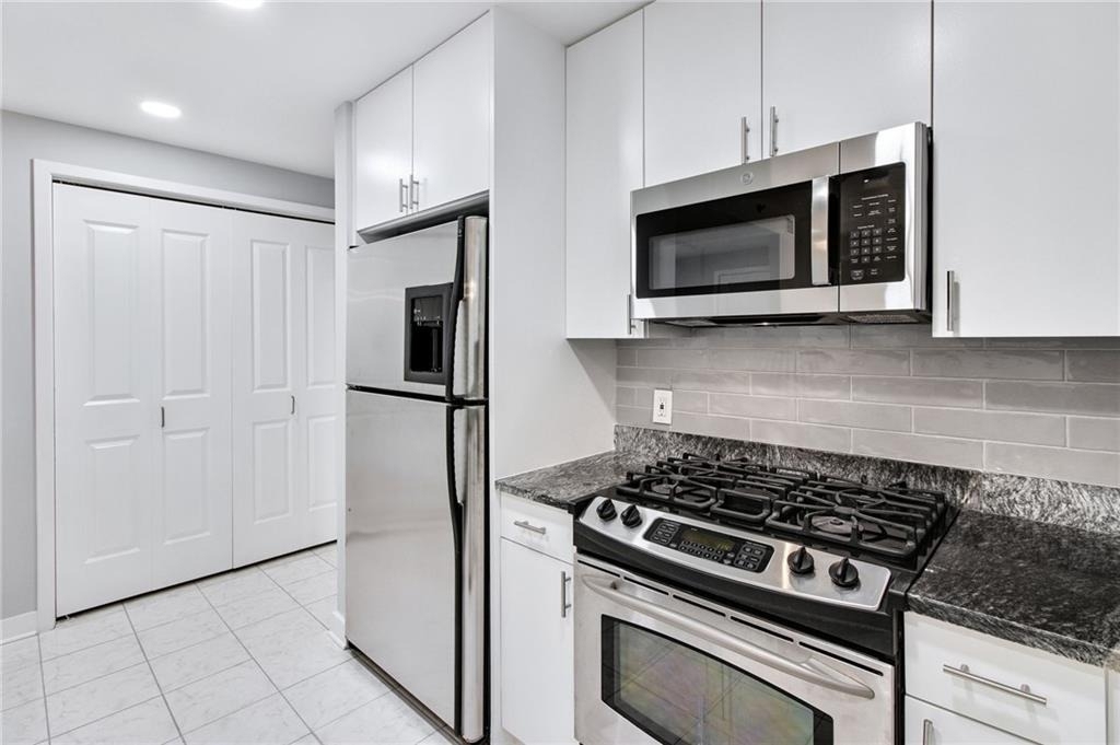 3338 Peachtree Road Ne - Photo 12