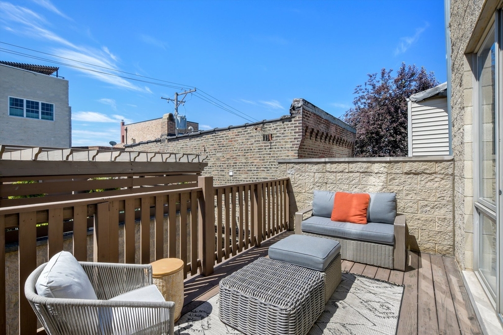 2027 W Race Avenue - Photo 18