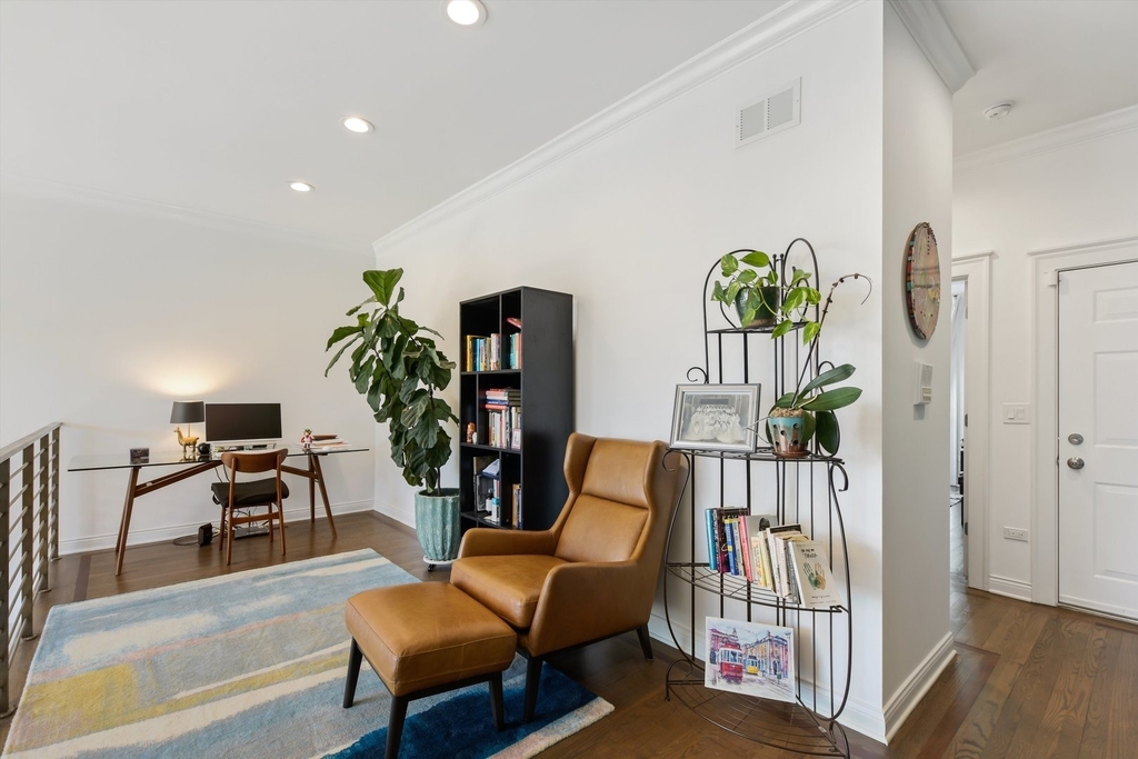 2027 W Race Avenue - Photo 6