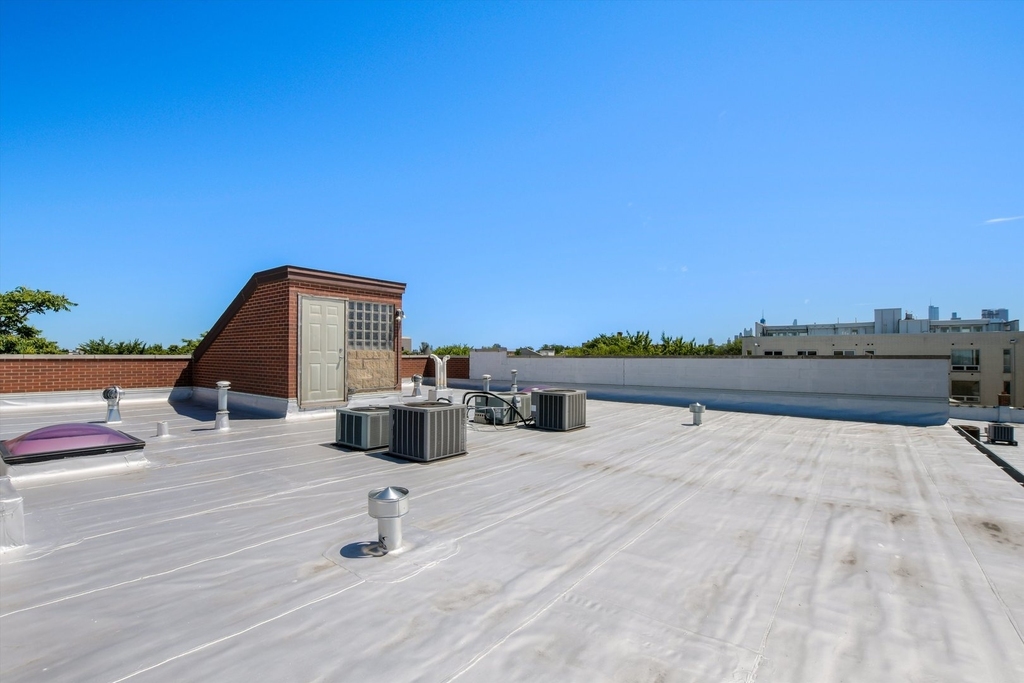 2027 W Race Avenue - Photo 20