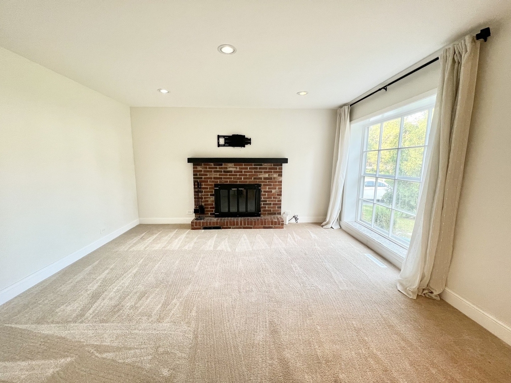 48 S Seebert Street - Photo 4