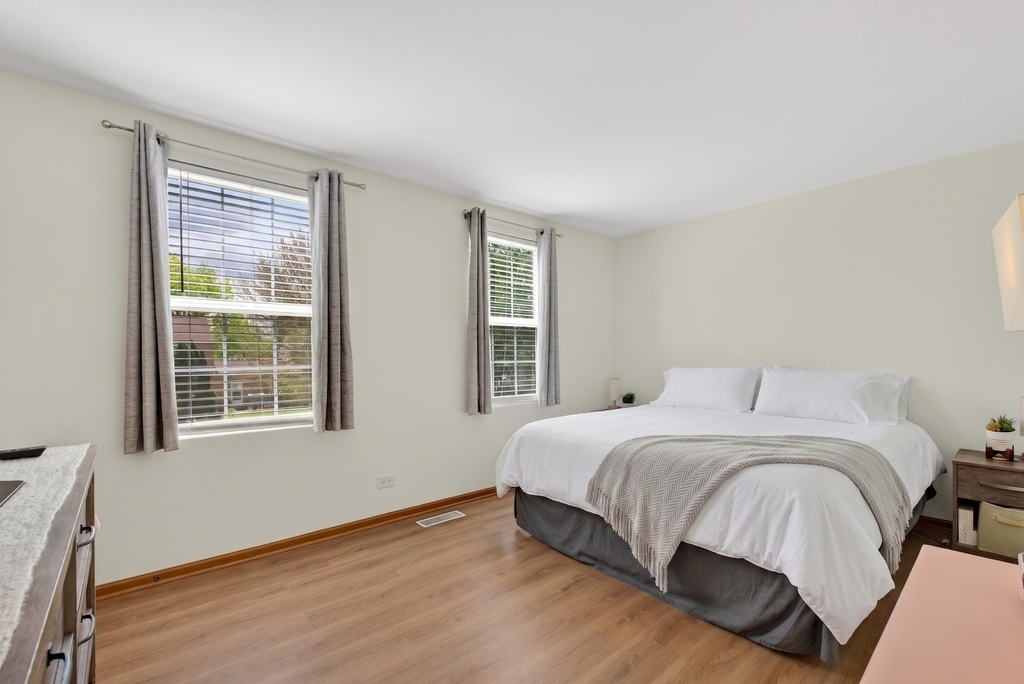 939 Four Seasons Boulevard - Photo 17