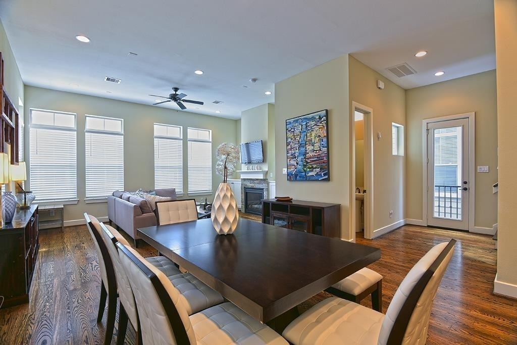 2441 Charleston Street - Photo 11