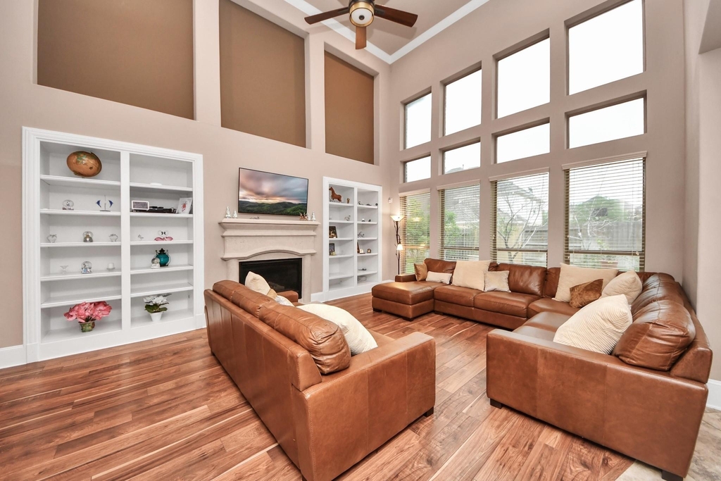 2895 Ragusa Lane - Photo 17
