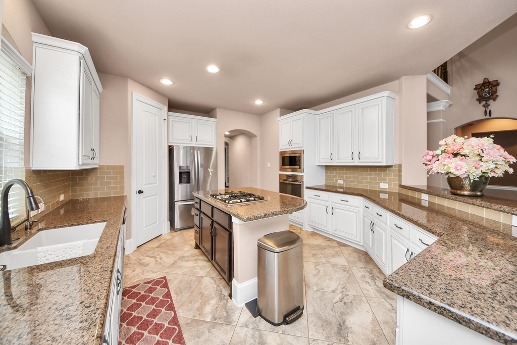 2895 Ragusa Lane - Photo 20