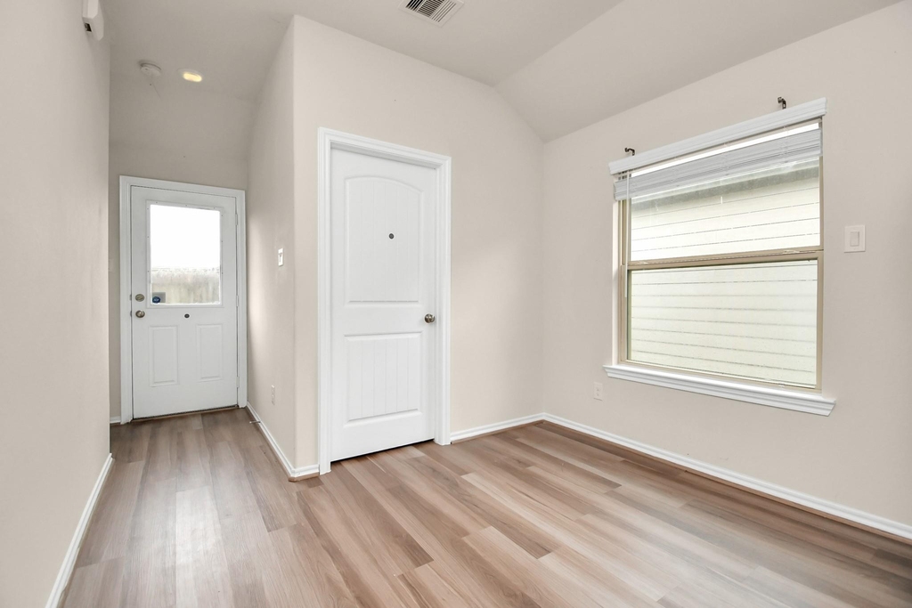 25634 Royal Catchfly Road - Photo 15