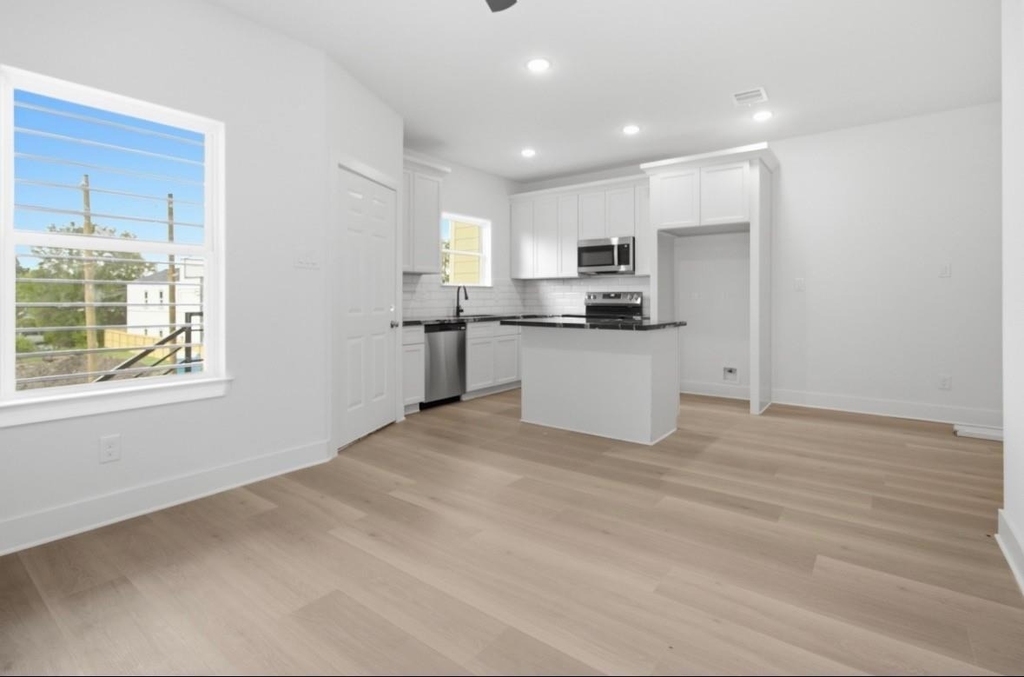 307 Bolden Street - Photo 5