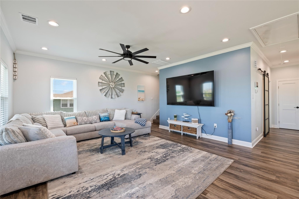 3920 2nd Street - Photo 3