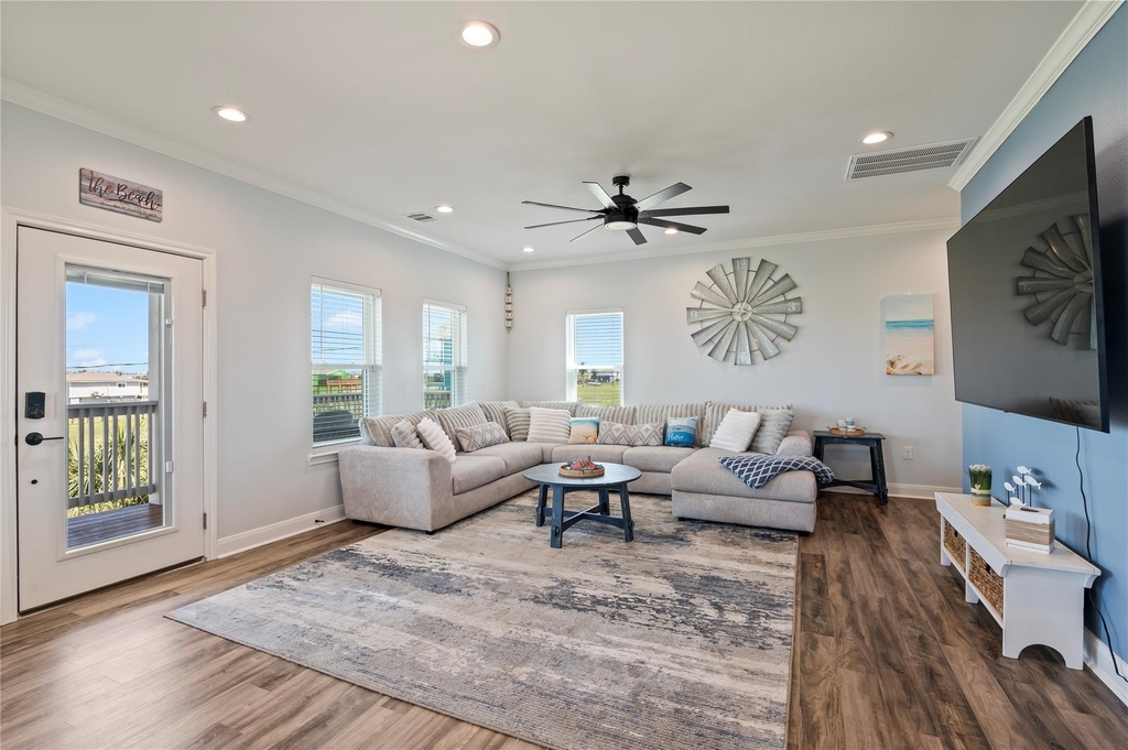 3920 2nd Street - Photo 2