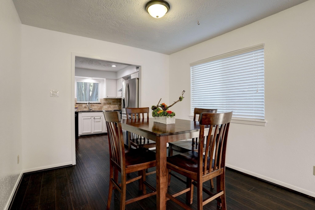 121 Misty Brook Lane - Photo 7
