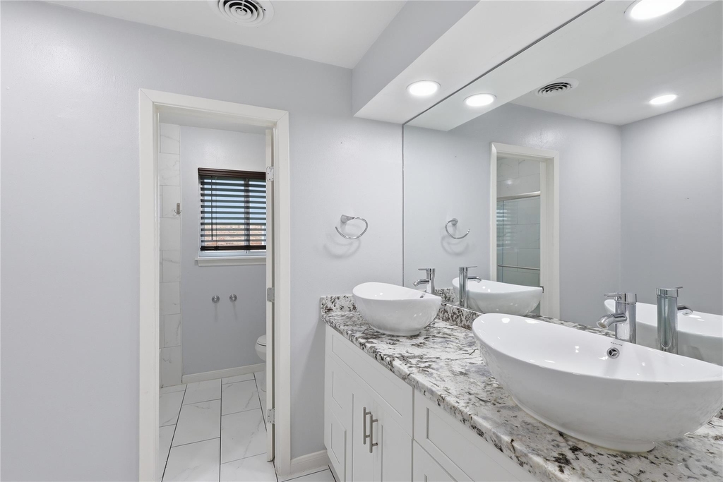 5347 Rutherglenn Drive - Photo 16