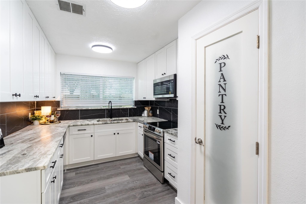 4855 Sulley Drive - Photo 12
