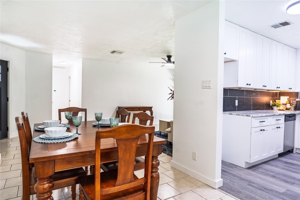 4855 Sulley Drive - Photo 9