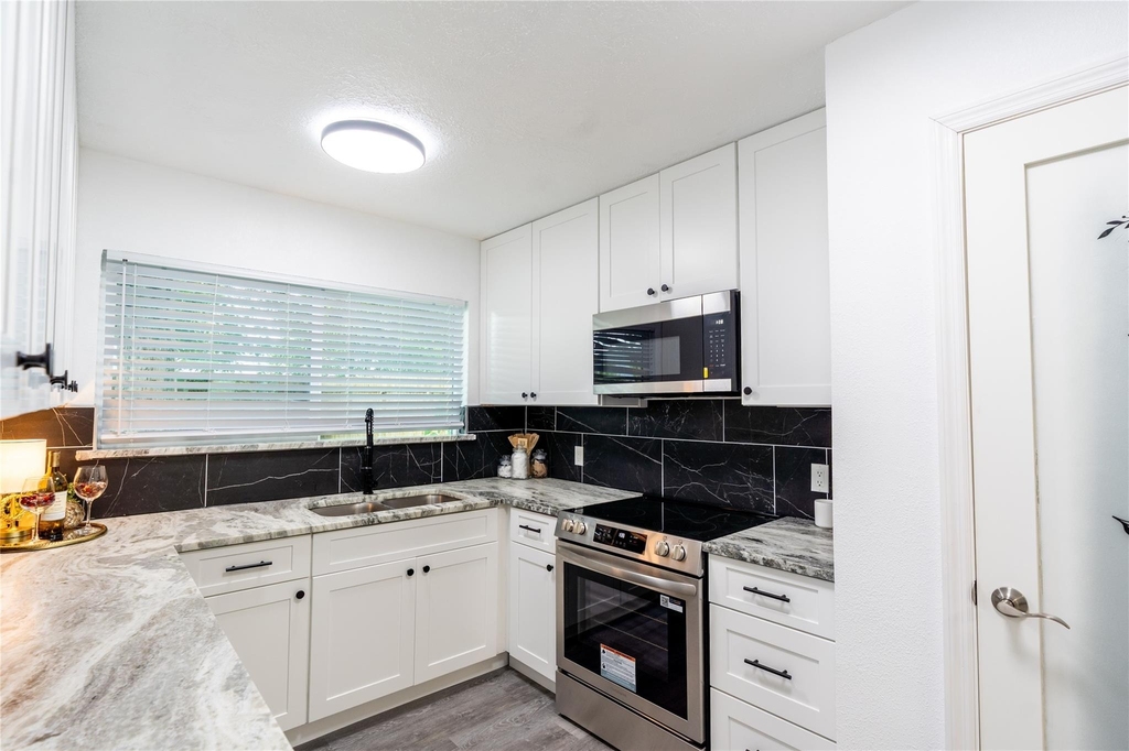 4855 Sulley Drive - Photo 14