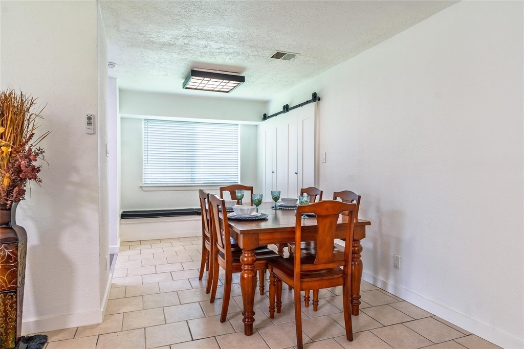 4855 Sulley Drive - Photo 8