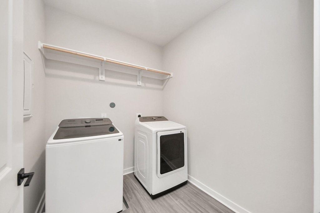 7711 Longmire Road - Photo 16