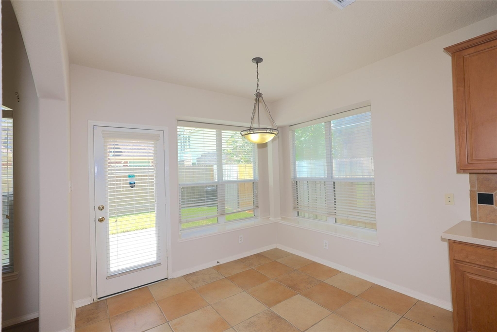 4810 Zachary Lane - Photo 9