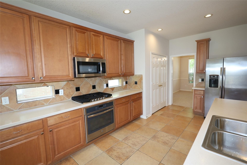 4810 Zachary Lane - Photo 8