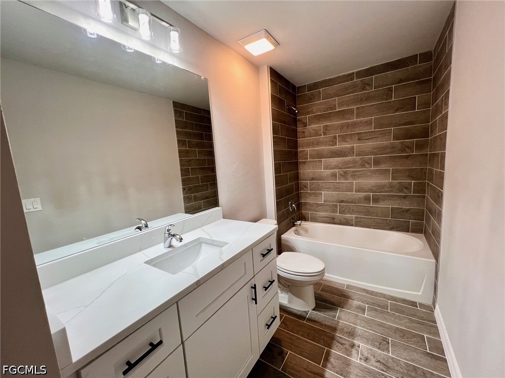2706 56th Street W - Photo 2