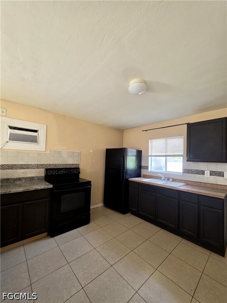 5546 6th Avenue - Photo 8