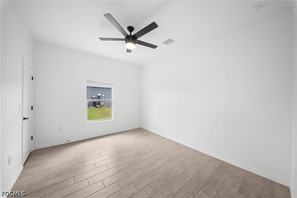 715 Homer Avenue S - Photo 18