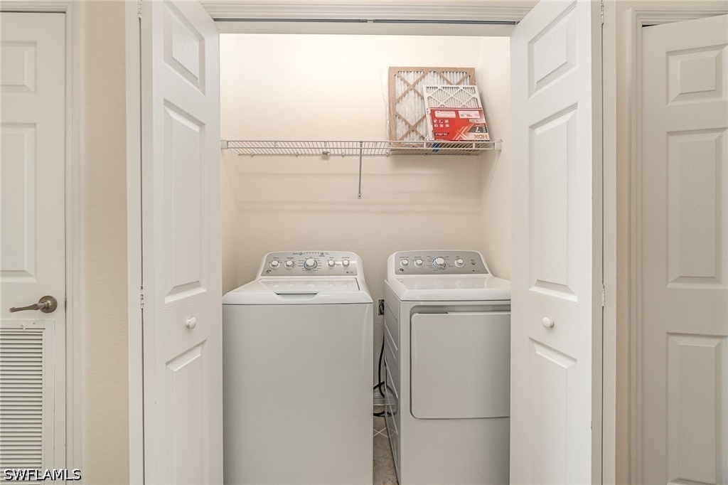 2740 Blossom Way - Photo 20