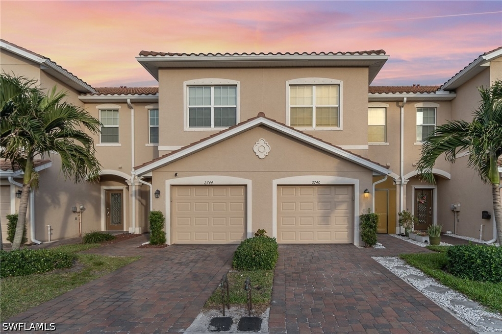 2740 Blossom Way - Photo 27