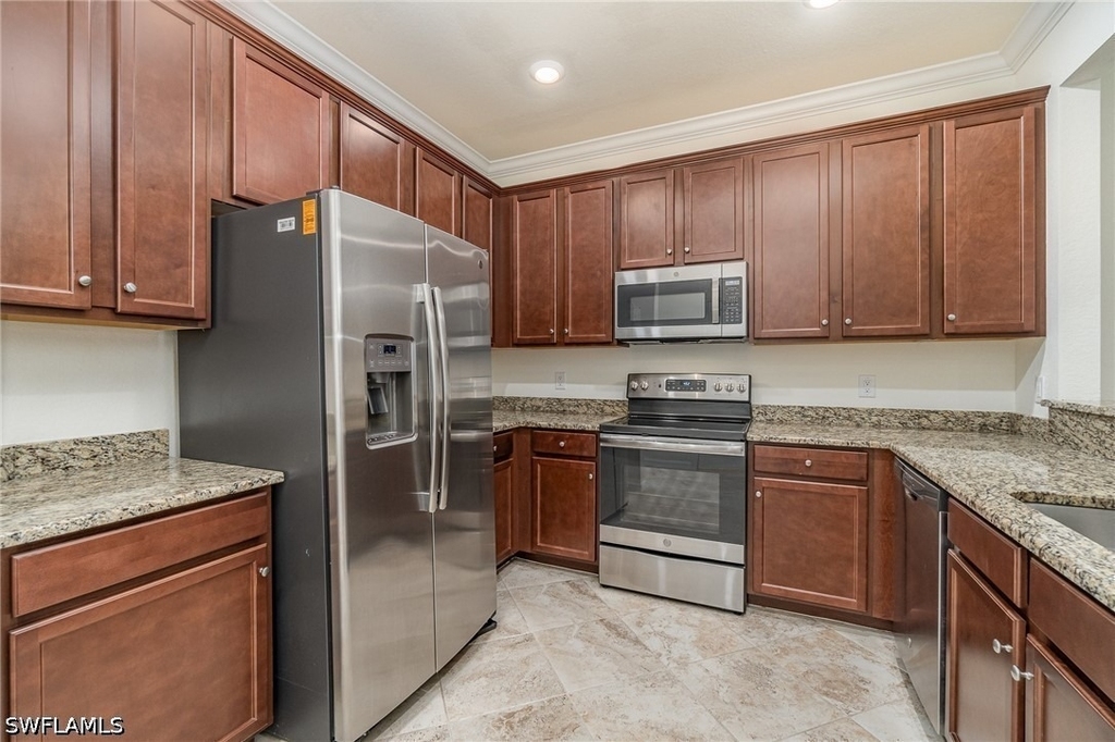 2740 Blossom Way - Photo 3