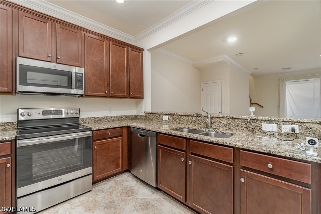 2740 Blossom Way - Photo 7