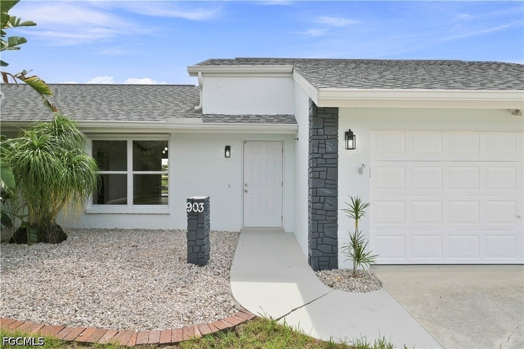 903 Se 20th Court - Photo 1