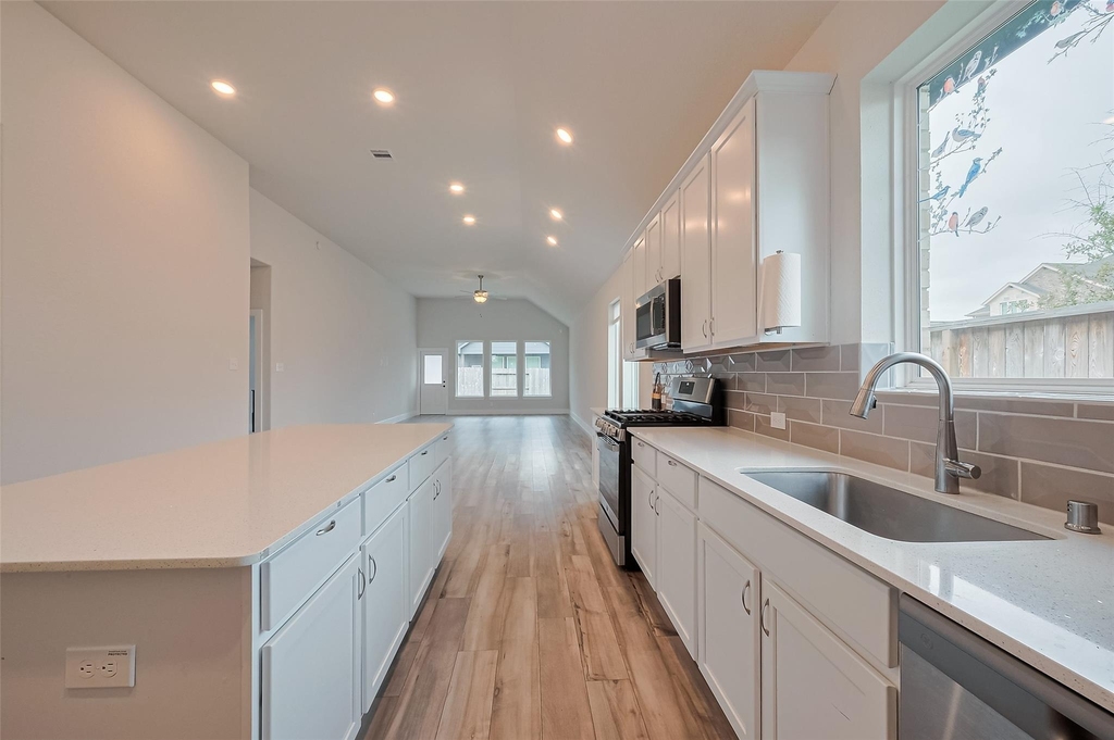200 Catalina Cove Drive - Photo 20