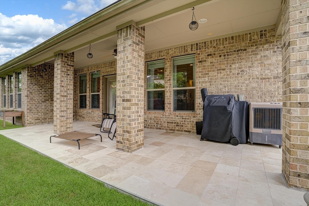 102 N Victoriana Circle - Photo 43