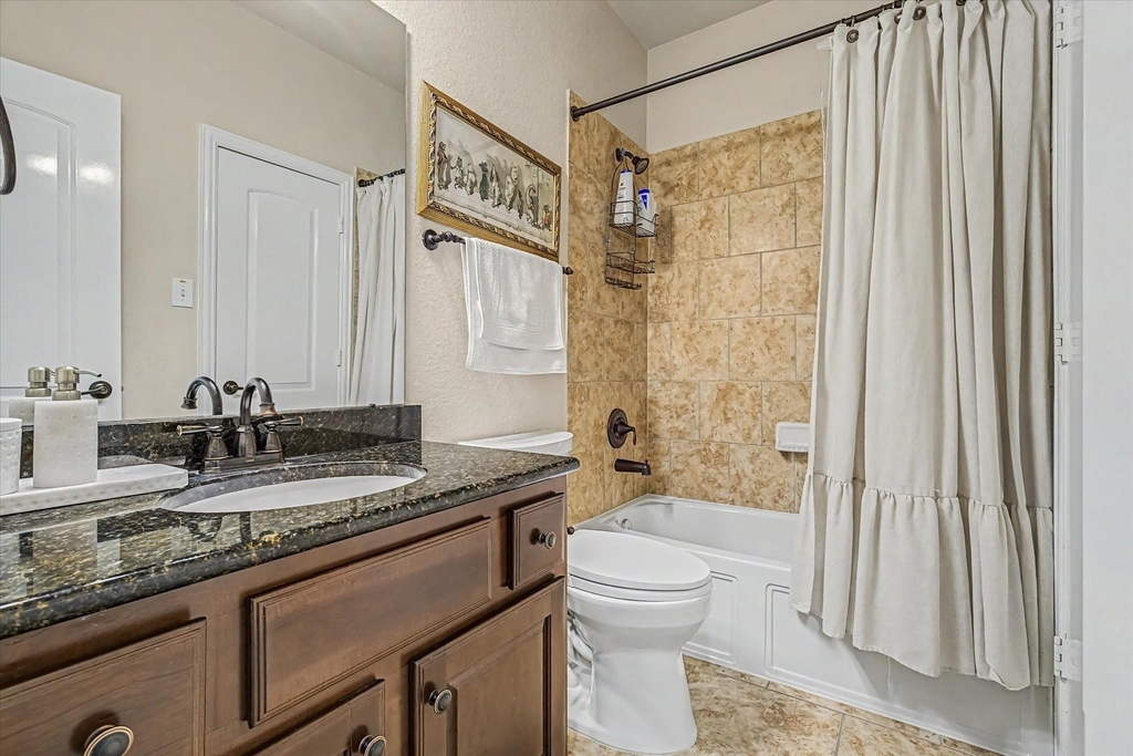 102 N Victoriana Circle - Photo 33