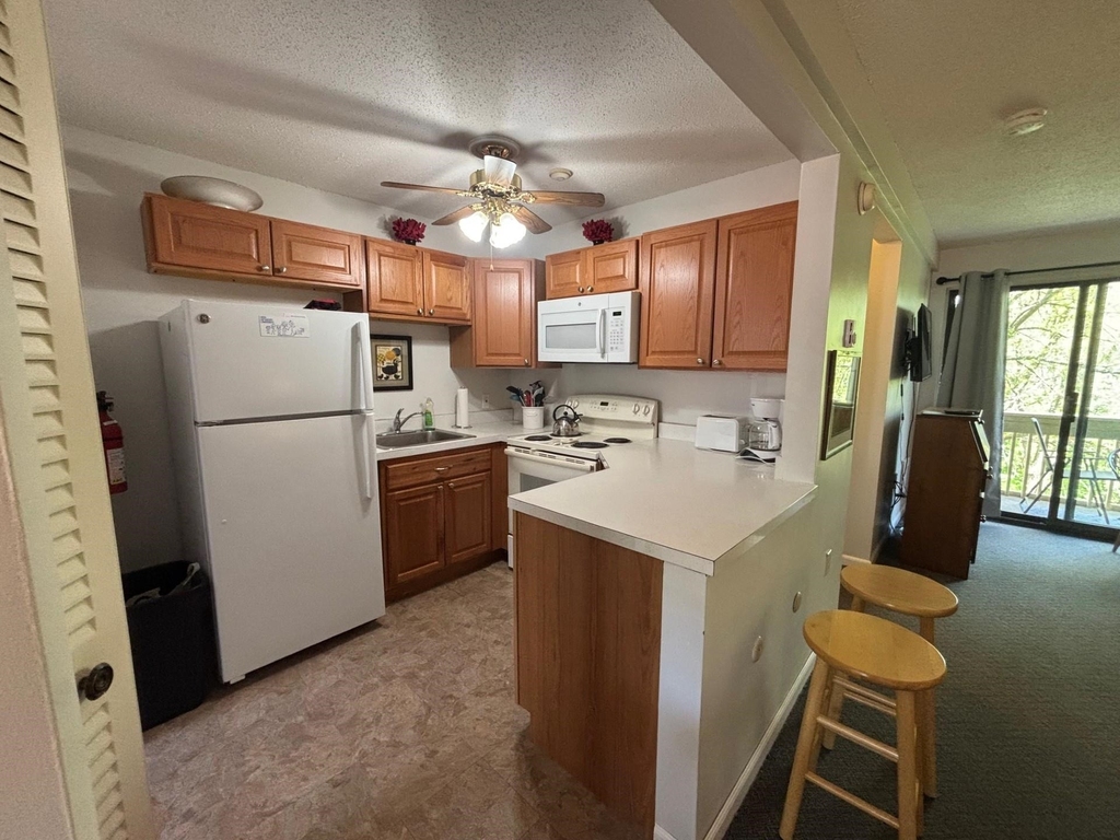 107 Treetop - Photo 2