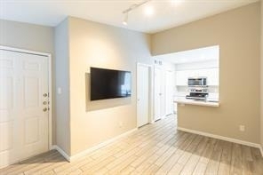 3900 Woodchase Drive - Photo 3