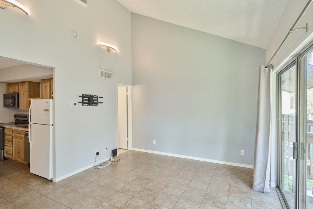 12900 Walden Road - Photo 9